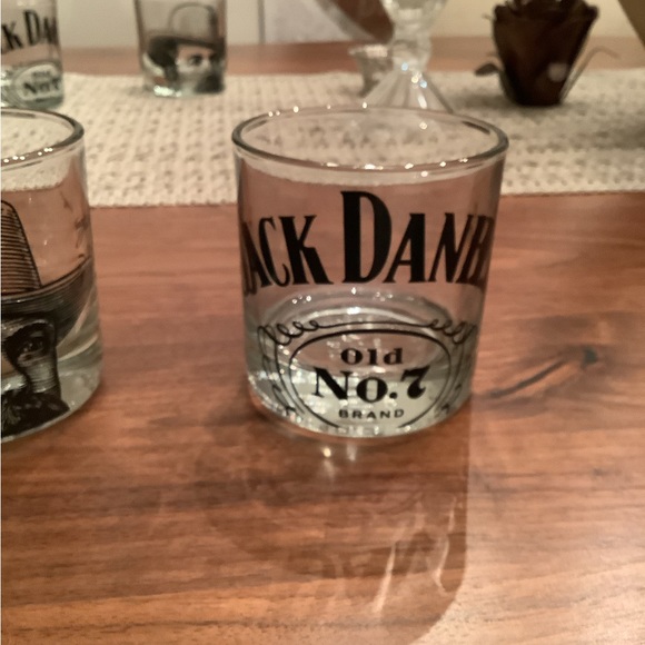 Vintage new set of 4 Jack Daniels low ball glasses - Picture 7 of 7
